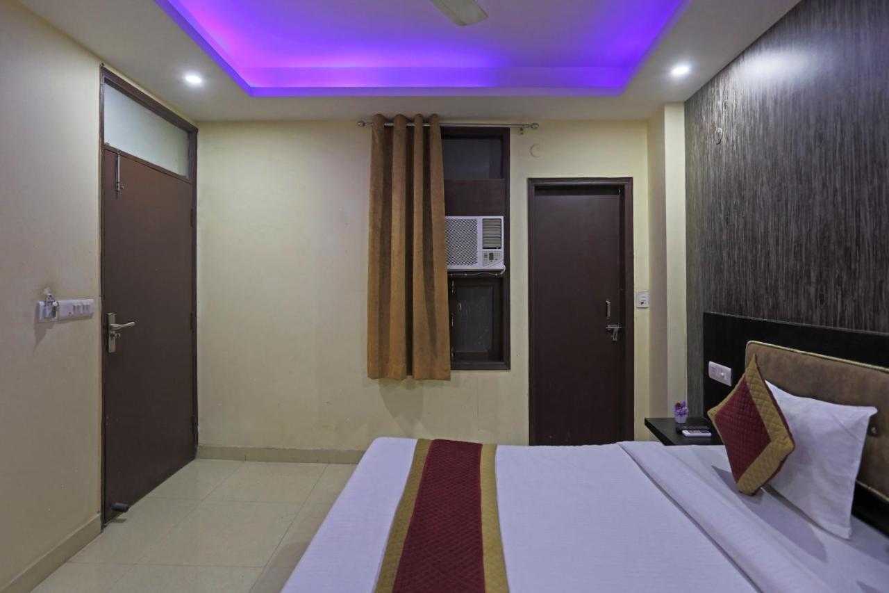 Airport Hotel Rosewood Neu-Delhi Exterior foto