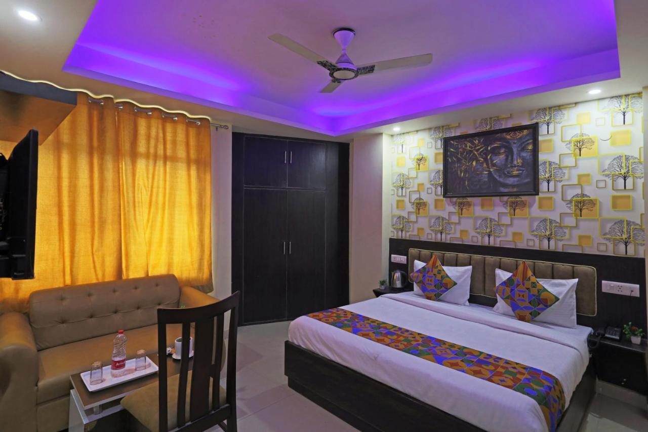 Airport Hotel Rosewood Neu-Delhi Exterior foto