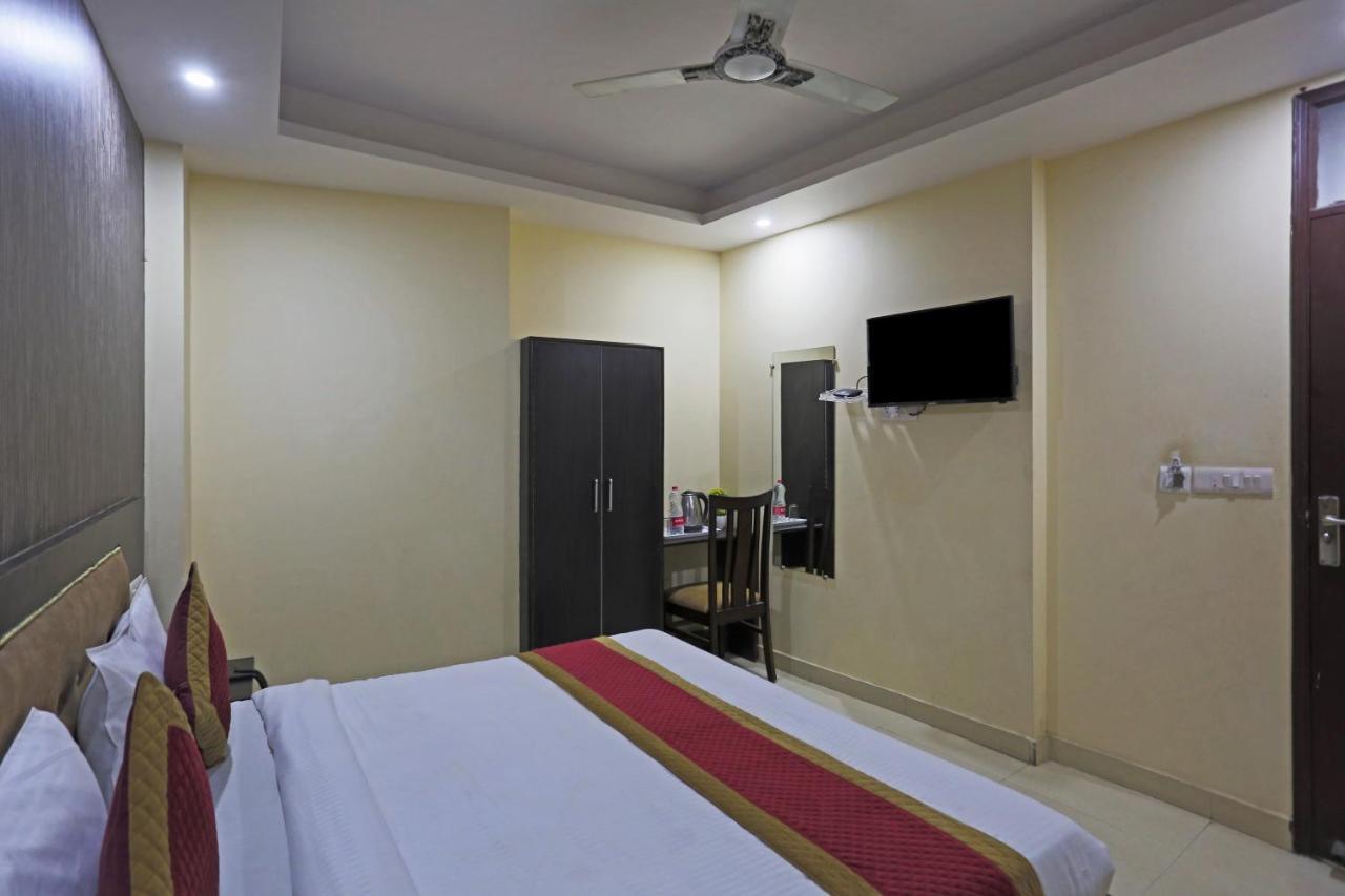 Airport Hotel Rosewood Neu-Delhi Exterior foto