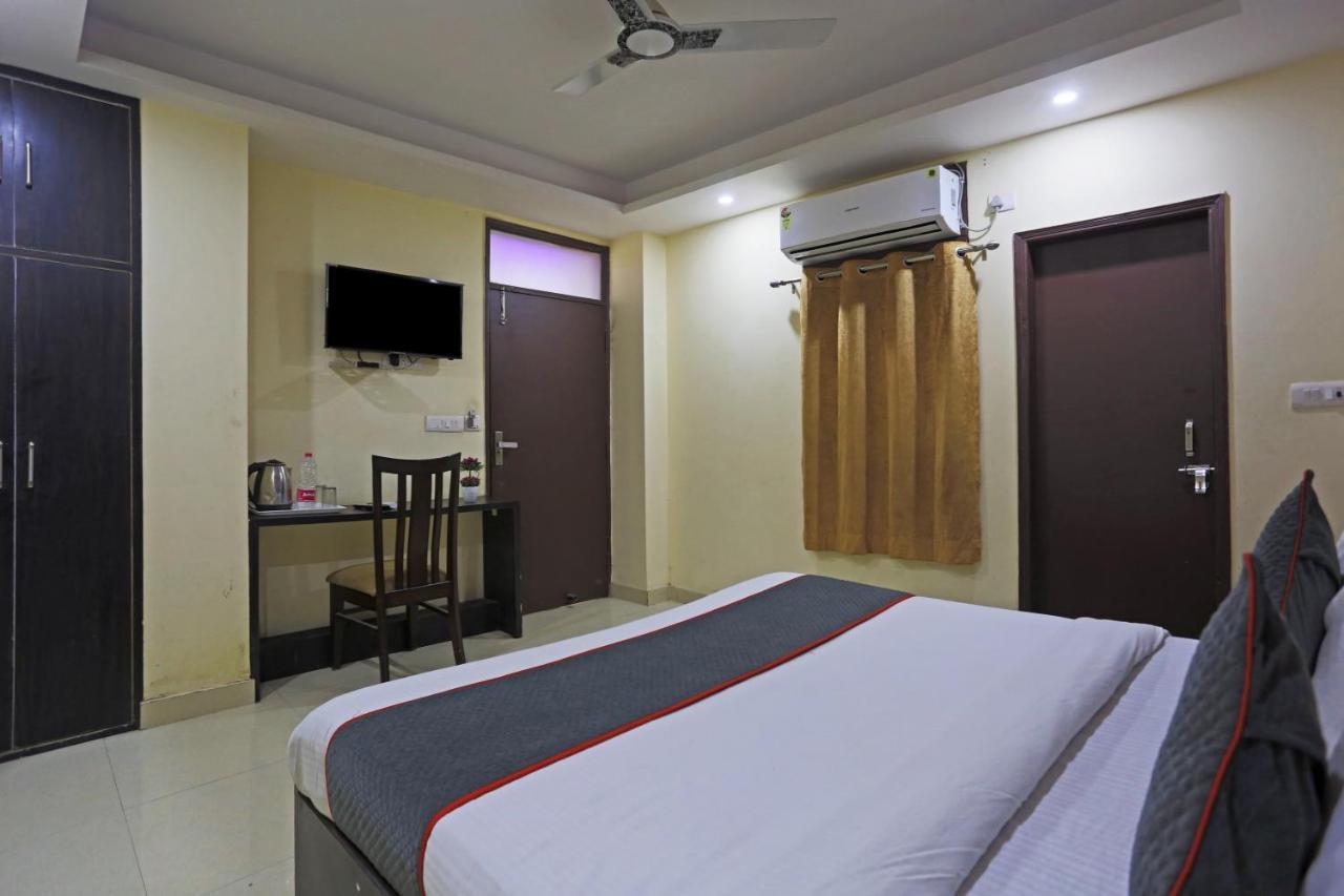 Airport Hotel Rosewood Neu-Delhi Exterior foto
