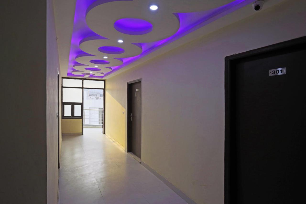 Airport Hotel Rosewood Neu-Delhi Exterior foto