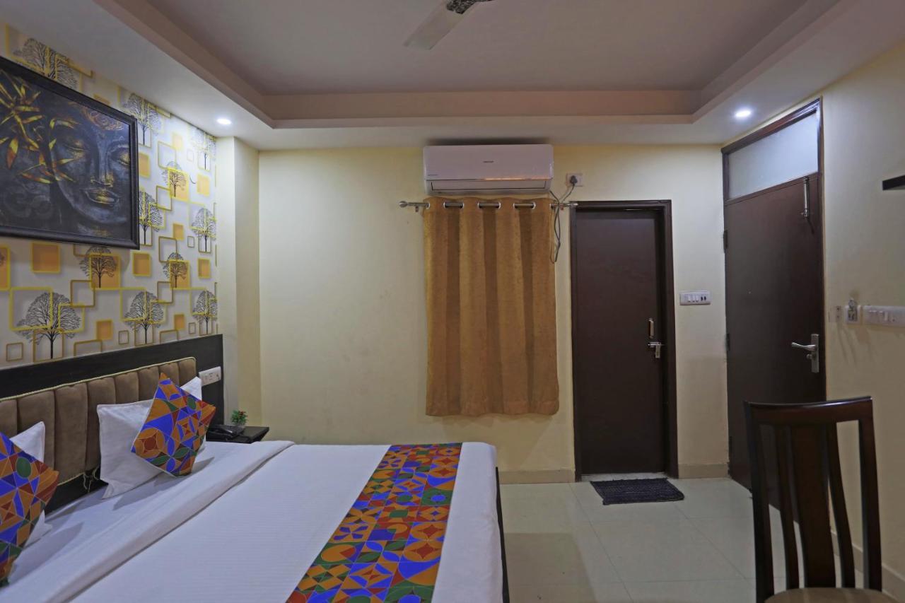 Airport Hotel Rosewood Neu-Delhi Exterior foto