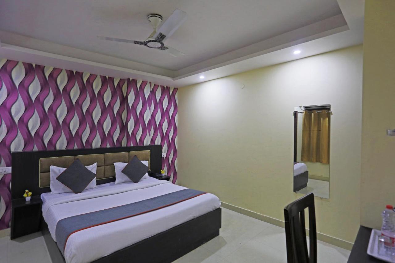 Airport Hotel Rosewood Neu-Delhi Exterior foto