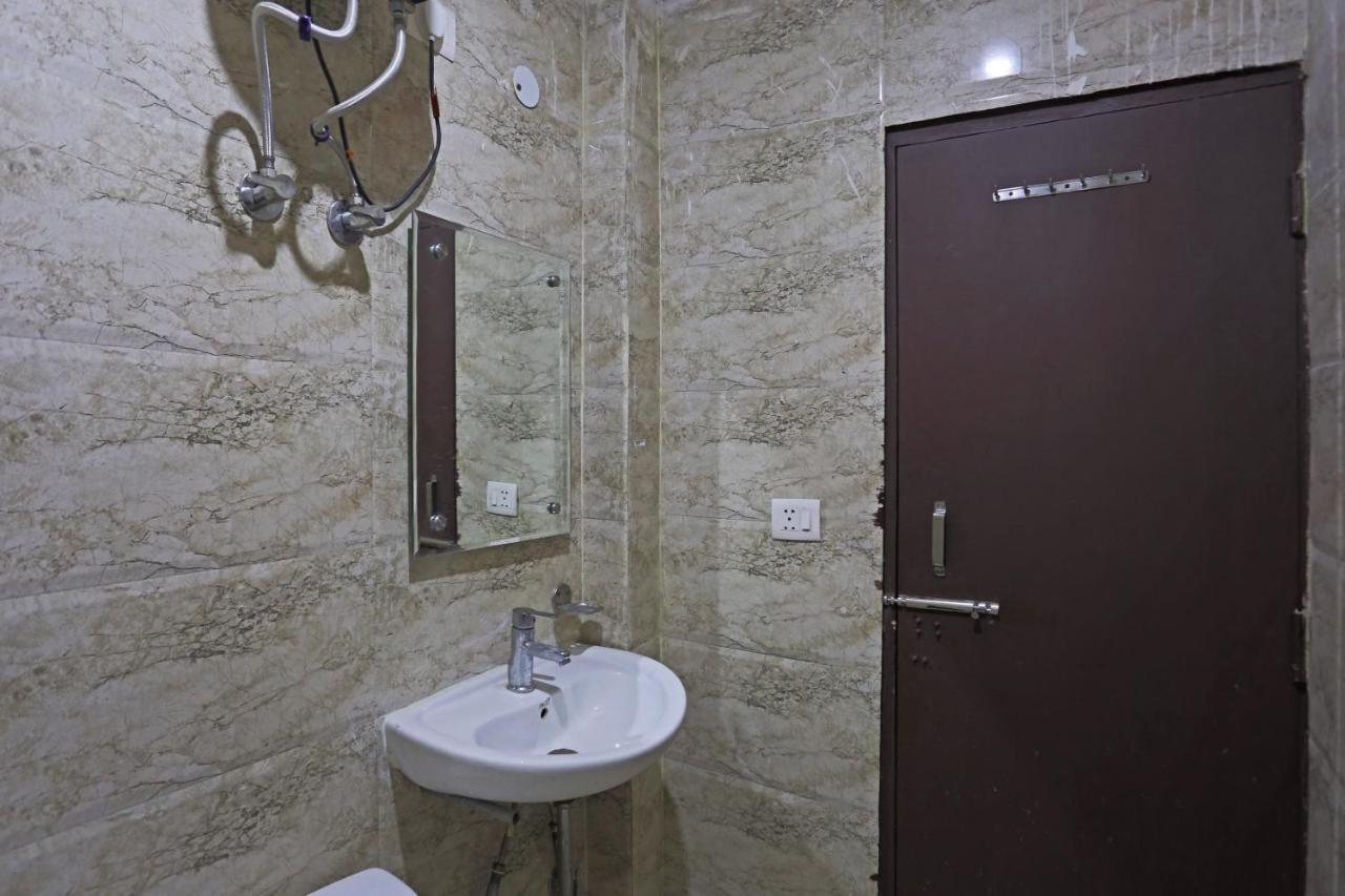 Airport Hotel Rosewood Neu-Delhi Exterior foto