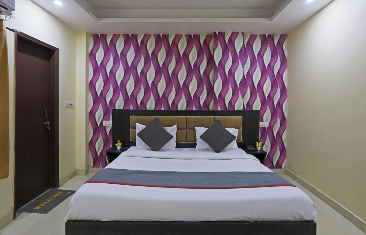 Airport Hotel Rosewood Neu-Delhi Exterior foto