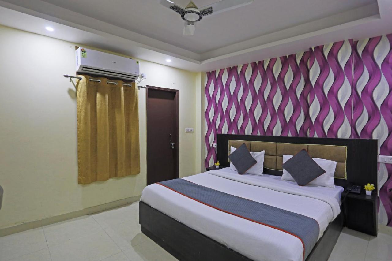 Airport Hotel Rosewood Neu-Delhi Exterior foto